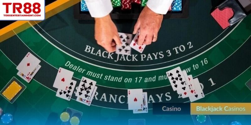 Nên học cách rút và giữ bài khi tham gia