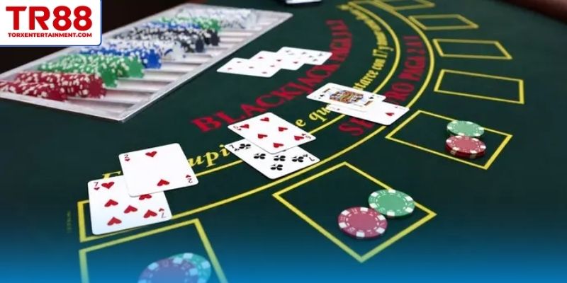 Nhiều người tìm hiểu về cách chơi blackjack